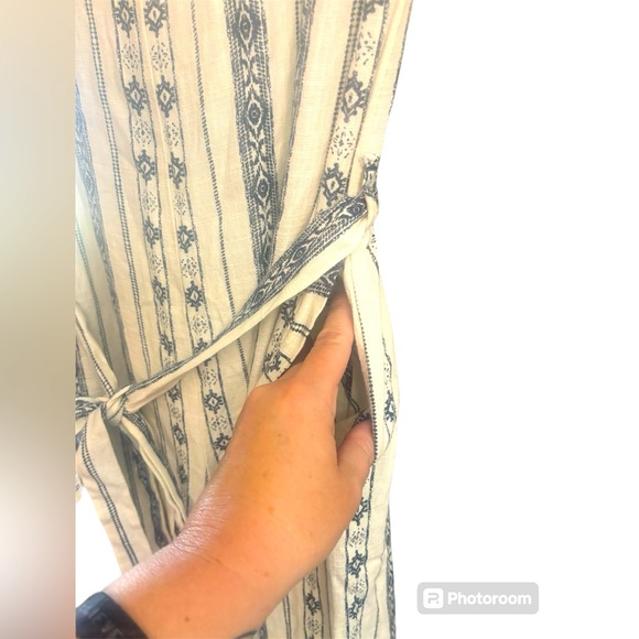 Monteau Wide Leg Cream & Navy Jumpsuit Size Large - Picture 4 of 7